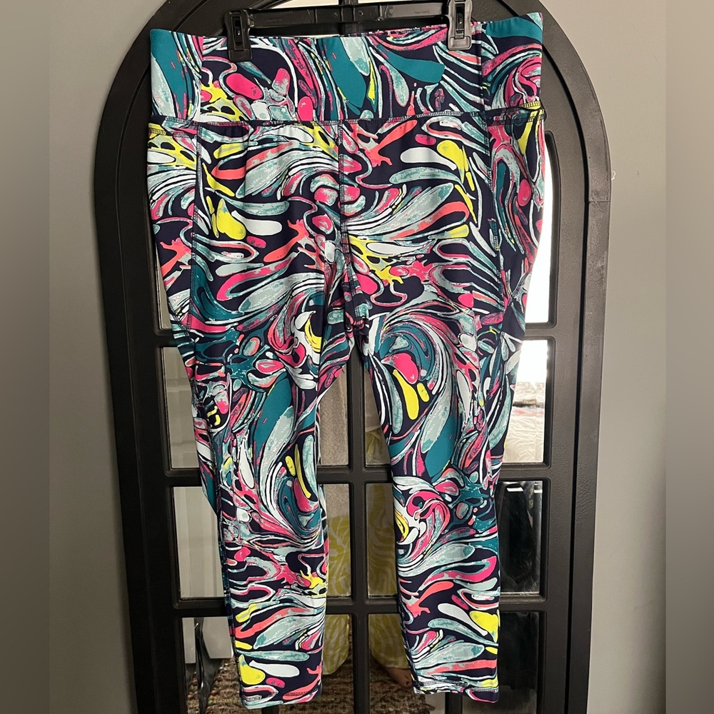 EUC LIVI ACTIVE WICKING 7/8 LEGGINGS